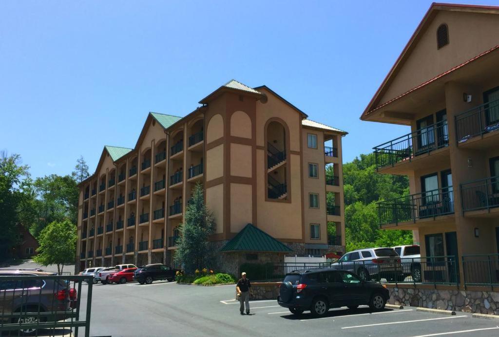 גטלינבורג Summit Manor Condominiums מראה חיצוני תמונה